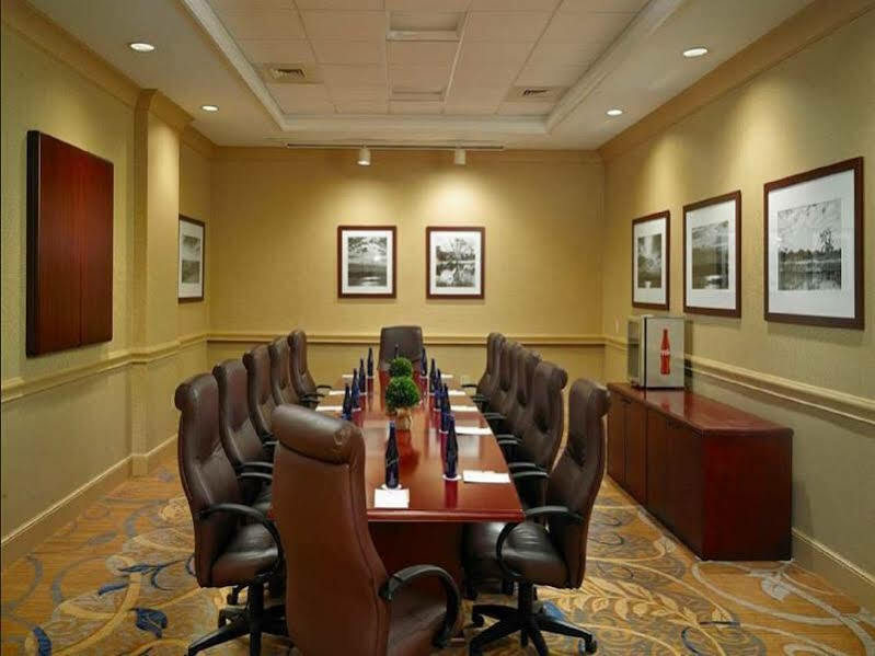 Doubletree By Hilton - Sawgrass Mills 4* Sunrise